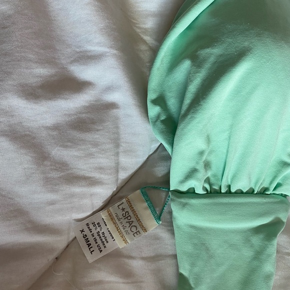 Bathing suit - Picture 5 of 5